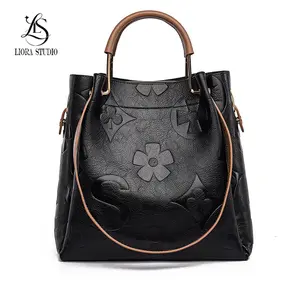 Women's High-End PU Leather Bucket Tote Bag - New Style, Large Capacity, Fashionable Commuter Handbag for Mother-Daughter Use with Embossing, The Tote Bags For Women ita