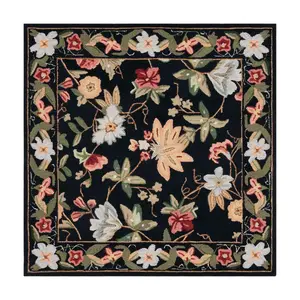 Chelsea Collection HK311 4' X 4' Square Rug byValerie