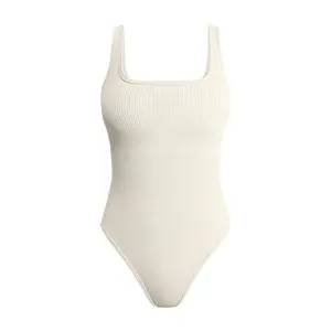 High-end one-piece yoga outfit with built-in chest pads, seamless triangle bodysuit with a nude feel
