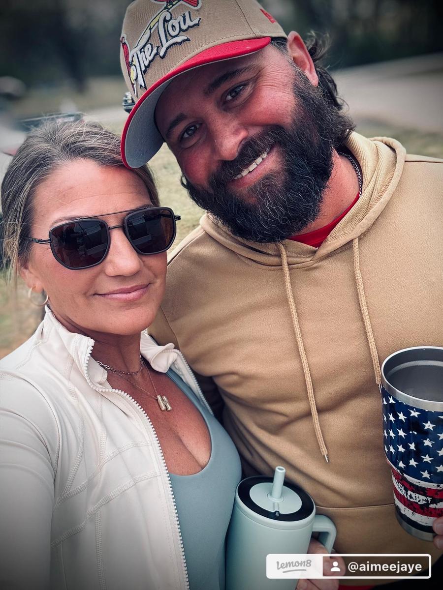 Item: Clay Brown, one-size