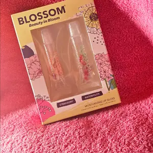 BLOSSOM Lipgloss
