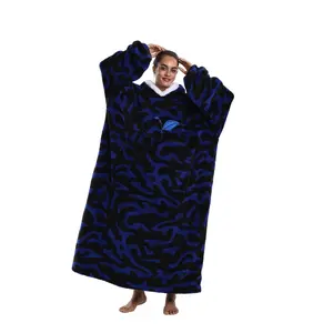 Wearable Blanket Coat with Large Apple Pockets Leopard Print, Soft Plush Robe for Adults Unisex, Warm Home & Outdoor Use, Cozy Hooded Blanket