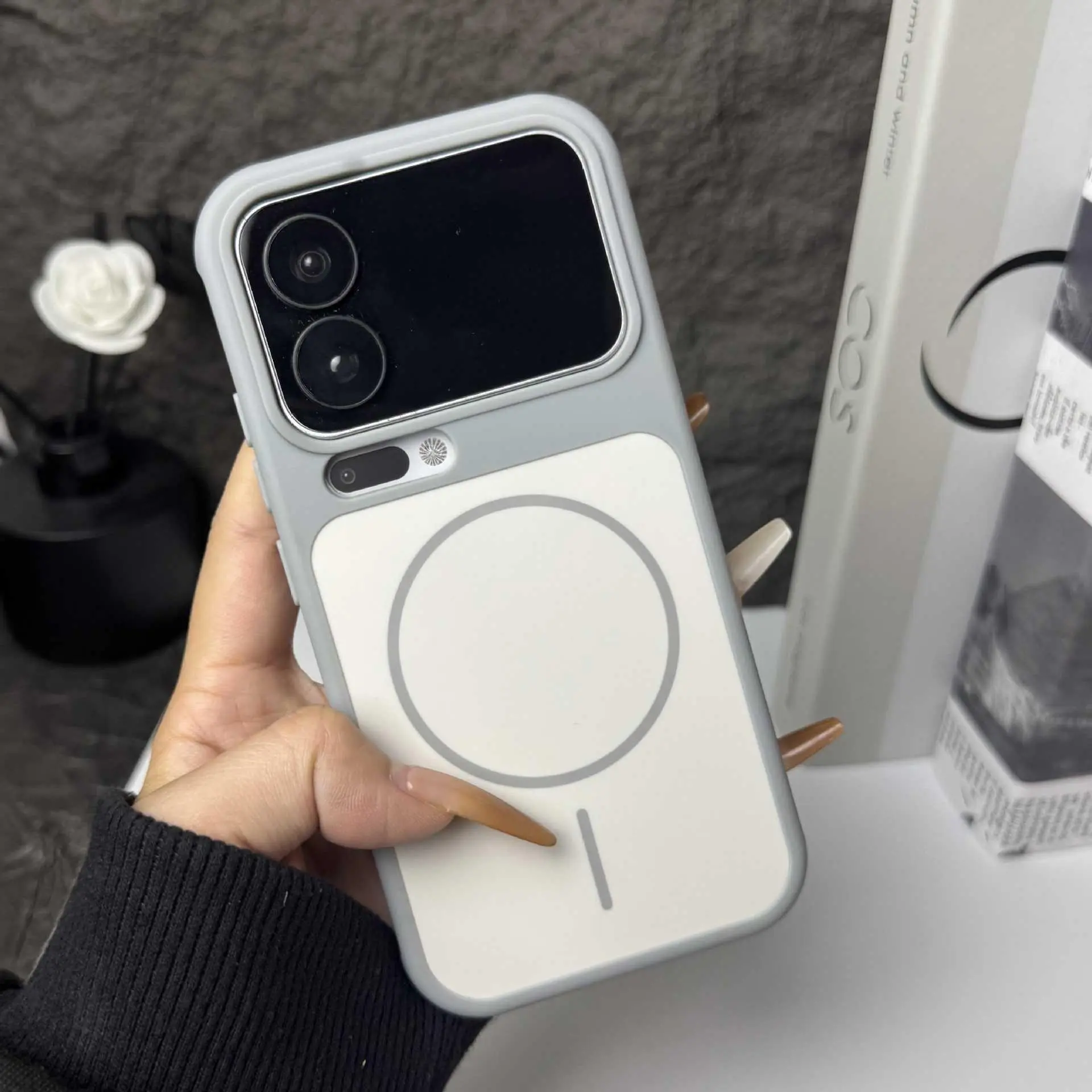 Soft-Touch Dual-Color Thin-Ring Magnetic For Xiaomi 17 Pro Max Cooling Full-Coverage Phone Case For Xiaomi 15 Premium Look For Xiaomi 14 HNN09PL