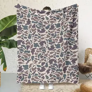 Soft & Lightweight Camouflage Flannel Blanket - 3D Digital Print All-Season Throw for Bed, Sofa, Camping & Travel - Green, Brown & Beige Camo Pattern
