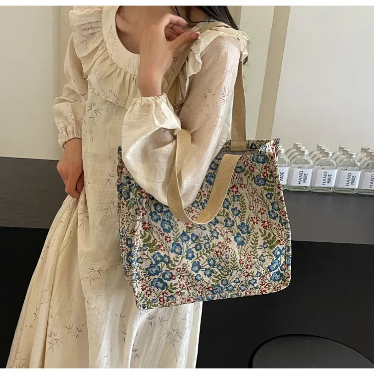 Women Floral Print Canvas Tote Shoulder Bag, Casual Lazy Style, Spacious Lightweight Design, Instagram Aesthetic Handbag For Daily Commute, School Classes And Casual Outings