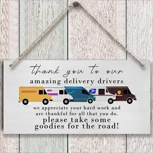 Thank You To Our Amazing Delivery Driver Wooden Hanging Sign, 1 Count Delivery Driver Snack Sign, Package Delivery Boxes Mail Box Sign for Front Door Outdoor Garden