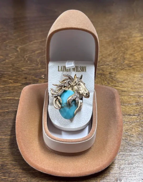 Wrangler Lainey Wilson Inspired Mustang Motif Single Ring, Fashion Costume Jewelry Accessory