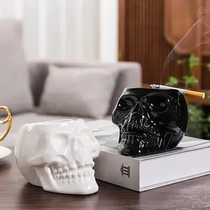 Edge Skull Ashtray, High Gloss Ceramic, Durable Home Decor Accent, Unique Skeleton Design, Perfect for Living Room & Bedroom