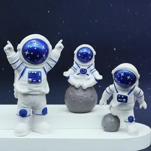 Astronaut Figurine Model Set, Space-Themed Home Decor, Home Decor Ornament, Decorative Sculptures, Perfect Gift for Christmas & Halloween, Unique Decoration for Living Room