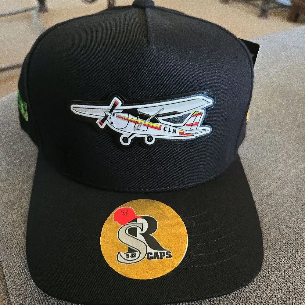 Gorra, avioneta color obscura marca kamel ajustable