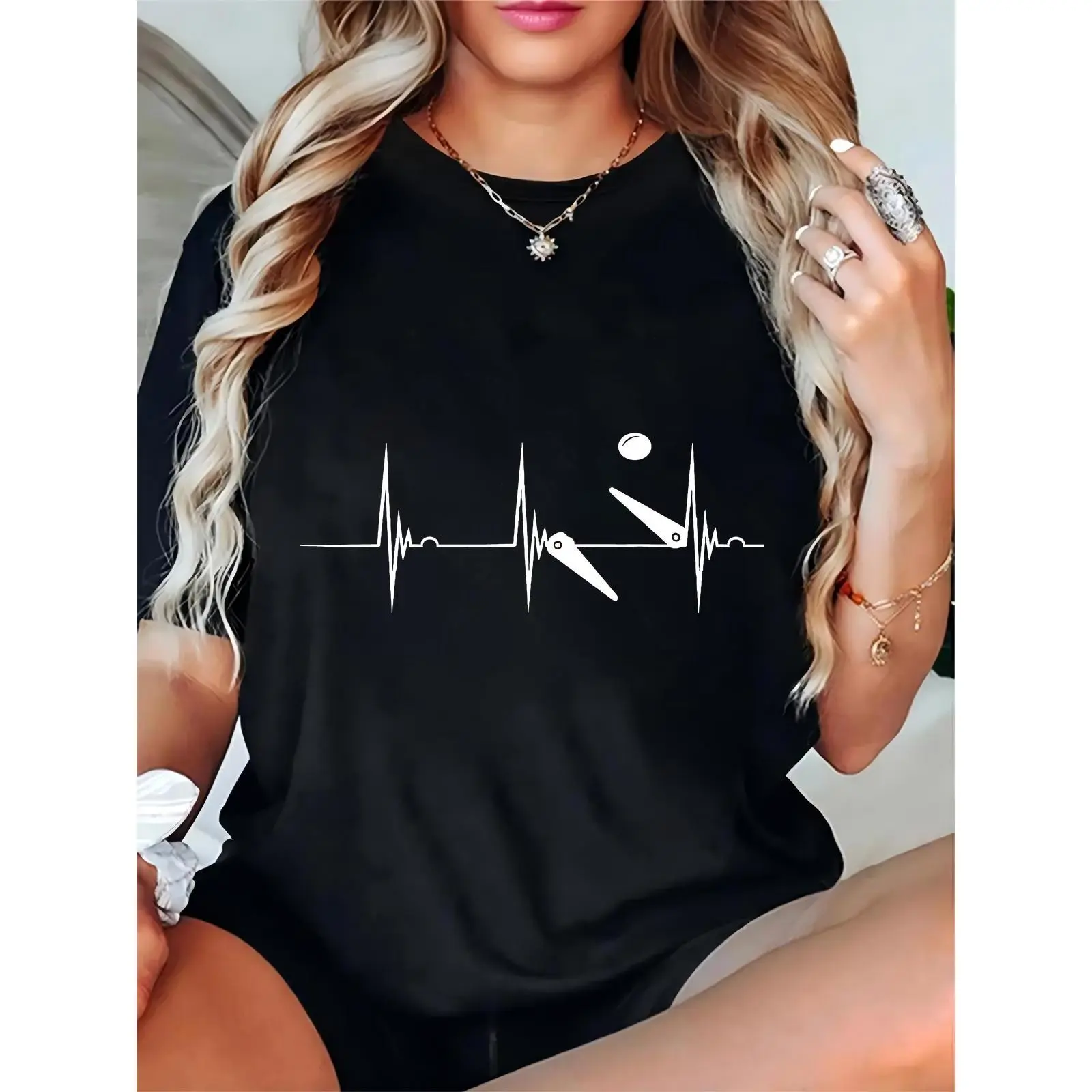 Women's Black Heartbeat Bowling Graphic T-Shirt Casual Short Sleeve - Ideal for Bowling Enthusiasts, Daily Casual Wear, Bowling Nights Out