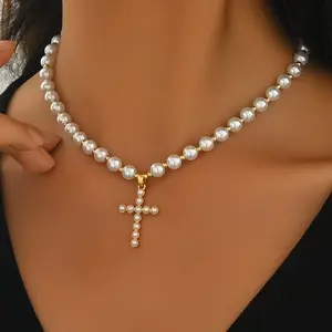 1pc of a Beaded Necklace Featuring a Light Luxury Design with a Easy Inlaid Imitation Pearl Cross, Perfect for Daily Wear And Ideal As a Gift for Valentine'S Day Or Mother'S Day