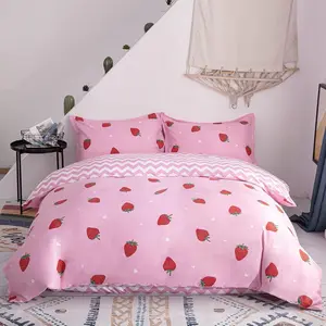 3pcs Sweet Strawberry Pattern Duvet Cover Set, 1 Piece Duvet + 2 Pillowcases, Soft Polyester Fabric, Comfortable Bedding for Bedroom Dorm Guest Room, Bed Sets