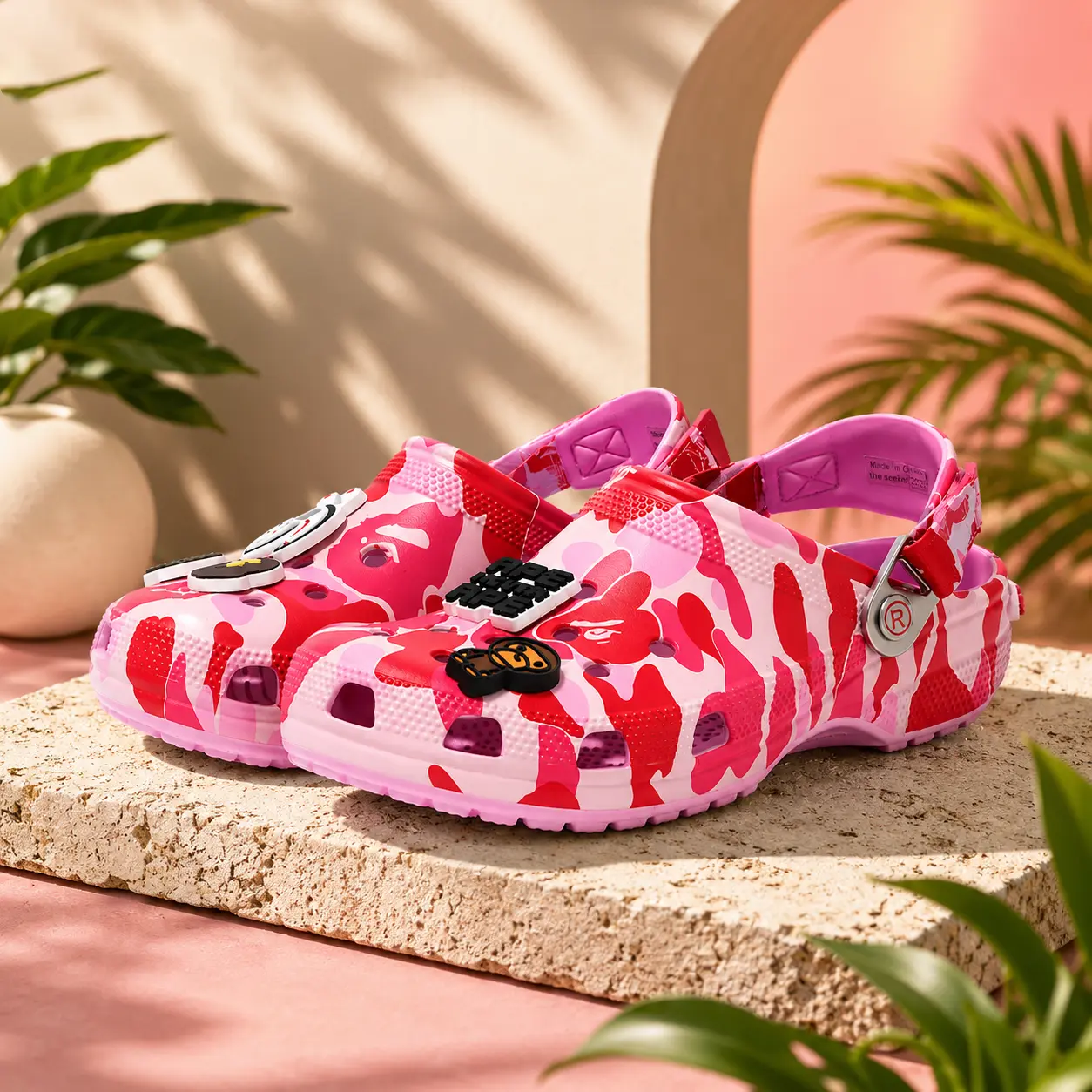 Y2K Pink Camouflage Streetwear Clogs | Breathable Non Slip Foam Platform Sandals with Pins