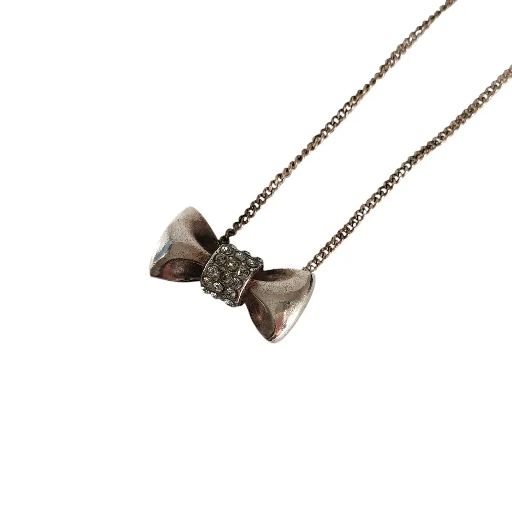 Pre-owned Chloé Other Small Leather Goods Chloe Ribbon Rhinestone Necklace