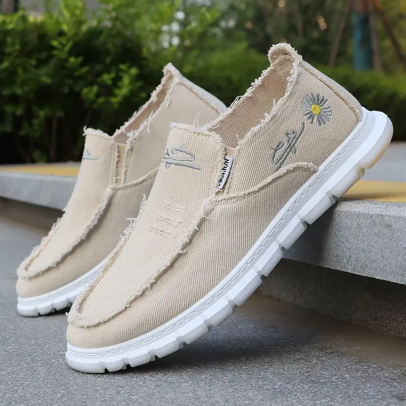 Pain-Free All-Day Fringed Daisy Embroidery Canvas Slip-On Loafers for Senior Women, Flexible Non-Slip Sole Casual Shoes for Grocery Runs & Gardening Granny Shoes Casual Indoor Footwear