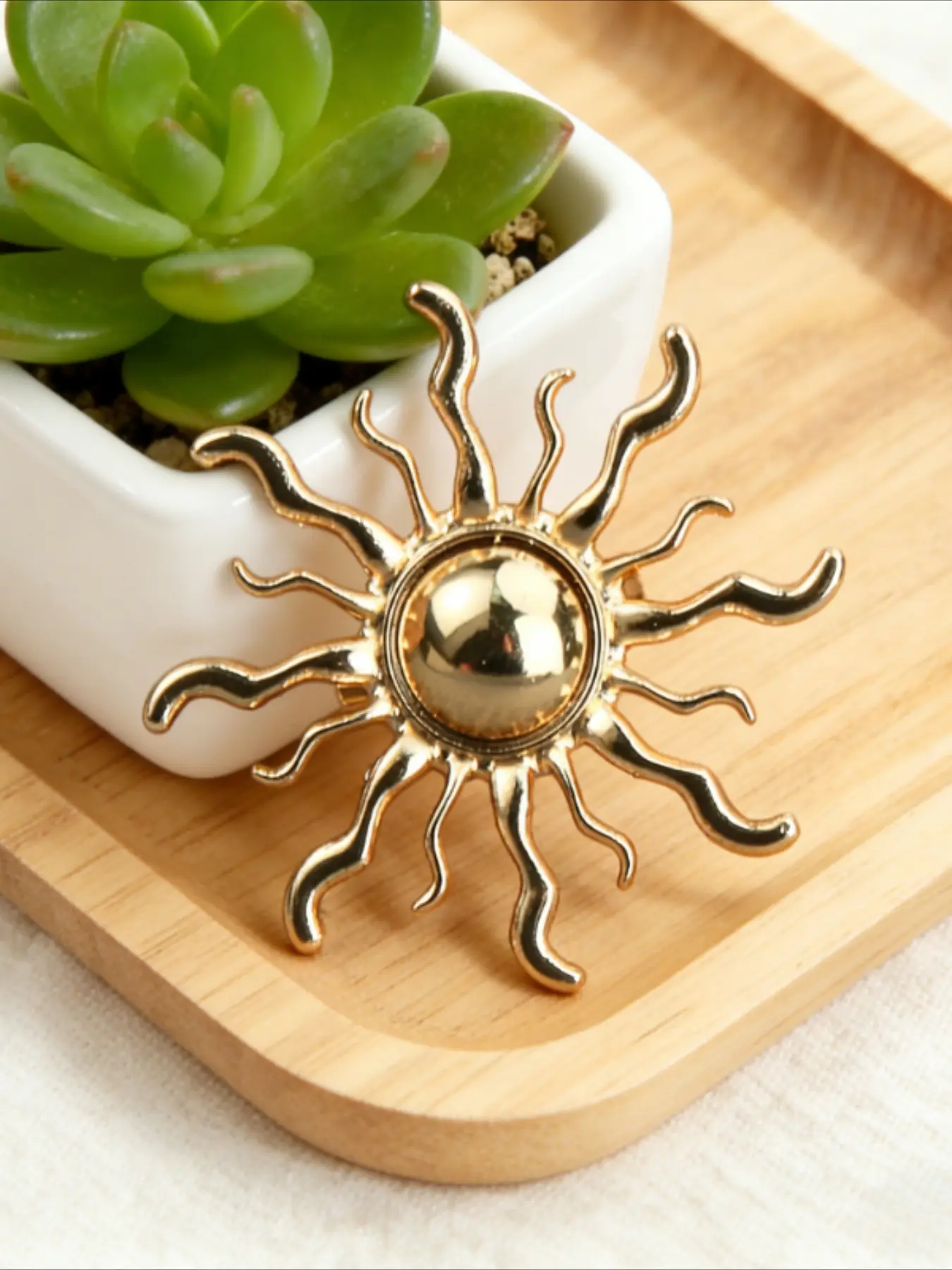 Whimsical "Retro Gold Sunburst Brooch Pin, Bohemian Celestial Sun Lapel Badge, Vintage Sun Jewelry, Unisex Fashion Accessory Gift for Boho & Astrology Lovers, Casual Daily Backpack Clothes Decor"