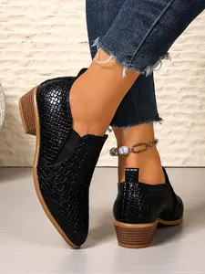 Women's Plaid Oxford Shoes, Elegant Ladies' Footwear, Perfect for Casual & Formal Occasions, Comfortable & Stylish Design