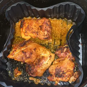 Silicone Air Fryer Baking Tray, 1 Count Reusable Non-stick Air Fryer Liner, Baking Tray for Home Kitchen, Kitchen Accessories