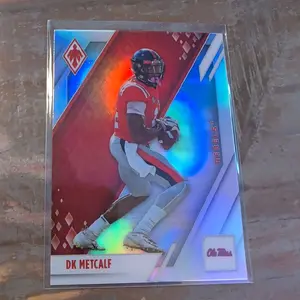 2022 Chronicles Draft Picks Phoenix Silver DK Metcalf #9 Ole Miss Rebels Holo Football Trading Card