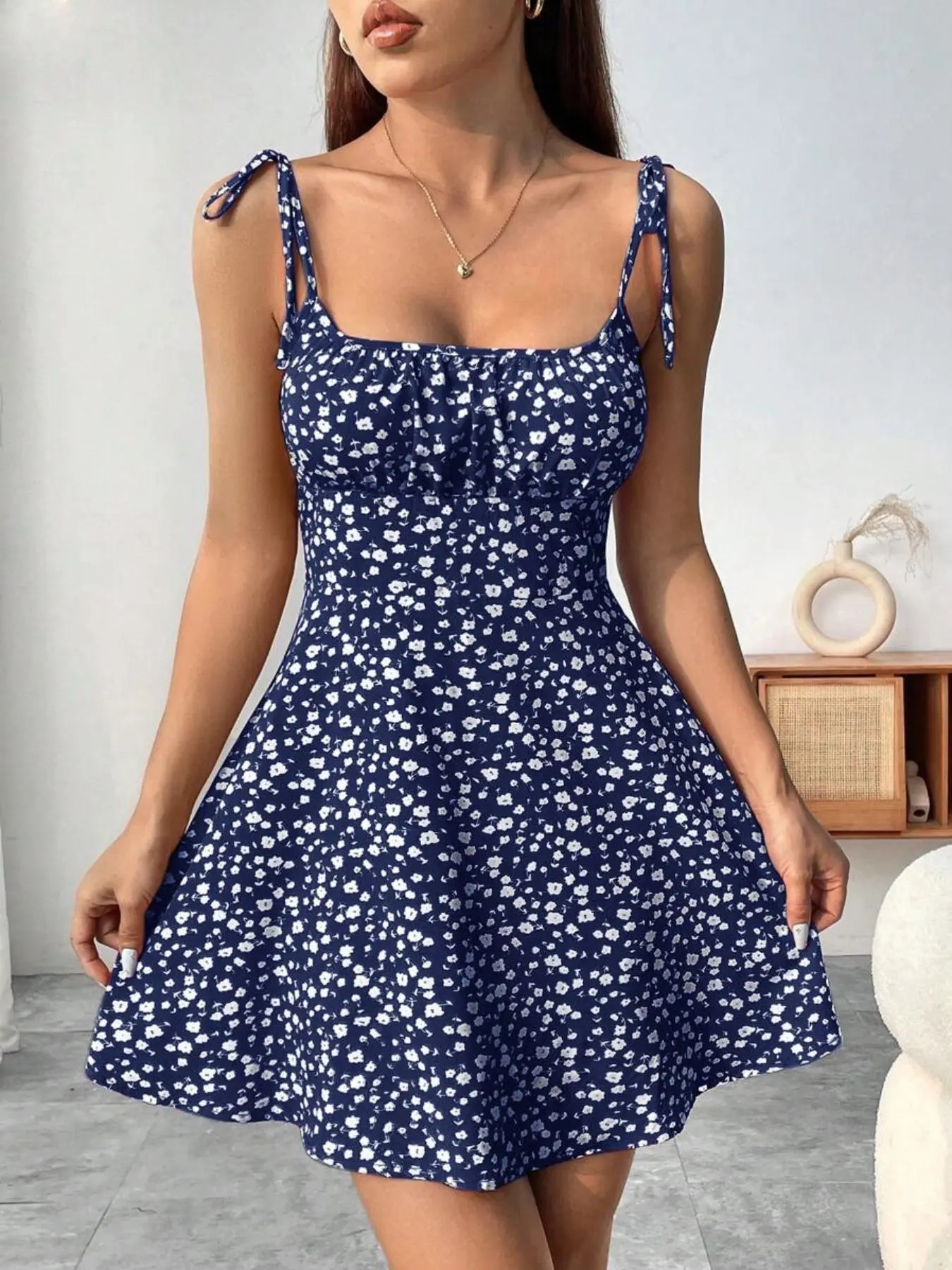 Women's Ditsy Floral Print Cami Dress, Casual Boho Style Elegant Sleeveless  Spaghetti Strap A Line Short Dress for Summer, Boho Summer Dresses, Ladies  Clothes for Beach Holiday, Womenswear - TikTok Shop