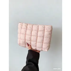 Stylish Quilted Clutch with Wrinkle Design,Large Travel Zipper Pouch, Casual Zipper Purse - Ideal Christmas Gift & Versatile Cosmetic Bag