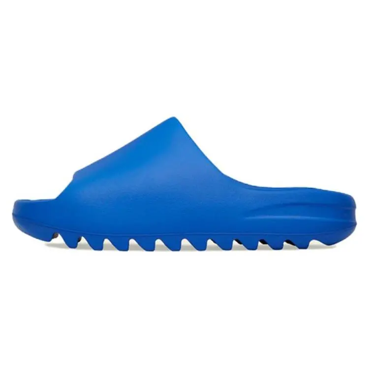 Yeezy Slides 'Azure'
