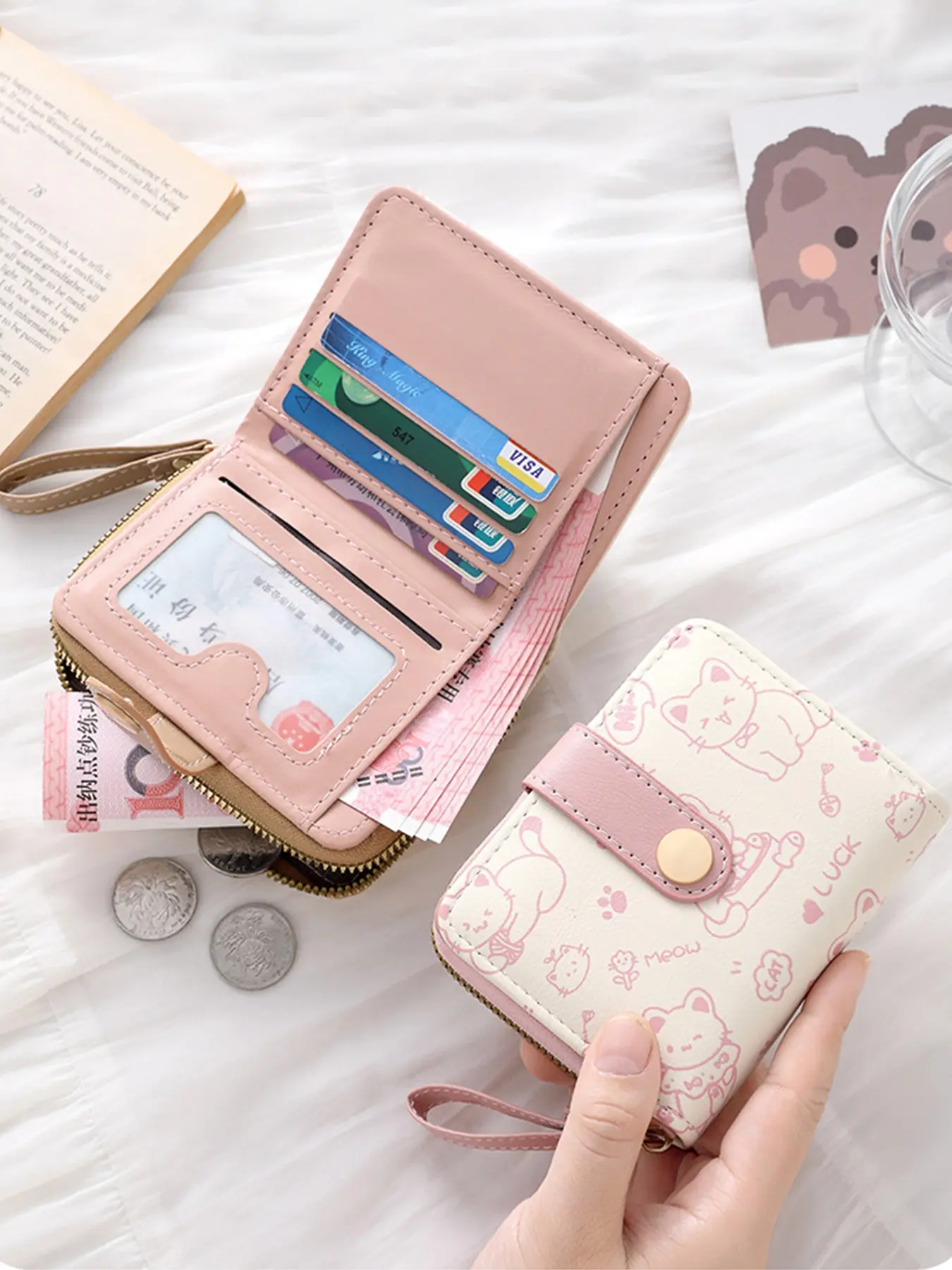 Women's Short Kawaii Wallet, Cute Cat Print Multi-Card Holder, Animal Pattern, All Seasons, Stylish and Practical Accessory, Wallet with Zipper, Zipper Wallet Design, Cute Wallets