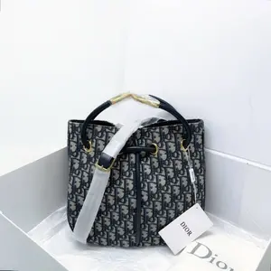 Pre-owned Dior Canvas Shoulder Bags 7.8'' R5029 Shoulder Bag C217523594 0410 T3 Mia