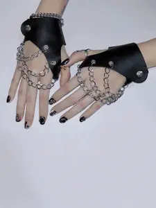 Punk Half-Finger Performance Gloves with Chain, Nightclub Dance Show Motorcycle Cos Chains Street Dance Cool Personality