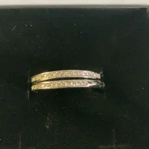 Product Review of Cate & Chloe Bianca 18k White Gold Plated 25mm Hoop Earrings for Women – 34 Simulated Diamond Crystal Hoops – Hypoallergenic, Lead & Nickel Free Lightweight Earrings with Secure Latch Back – Premium Gift Box Included, American Owned Brand from d**r