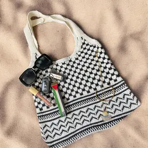 Knit Kuffiyeh Tote Bag | Salam Collective