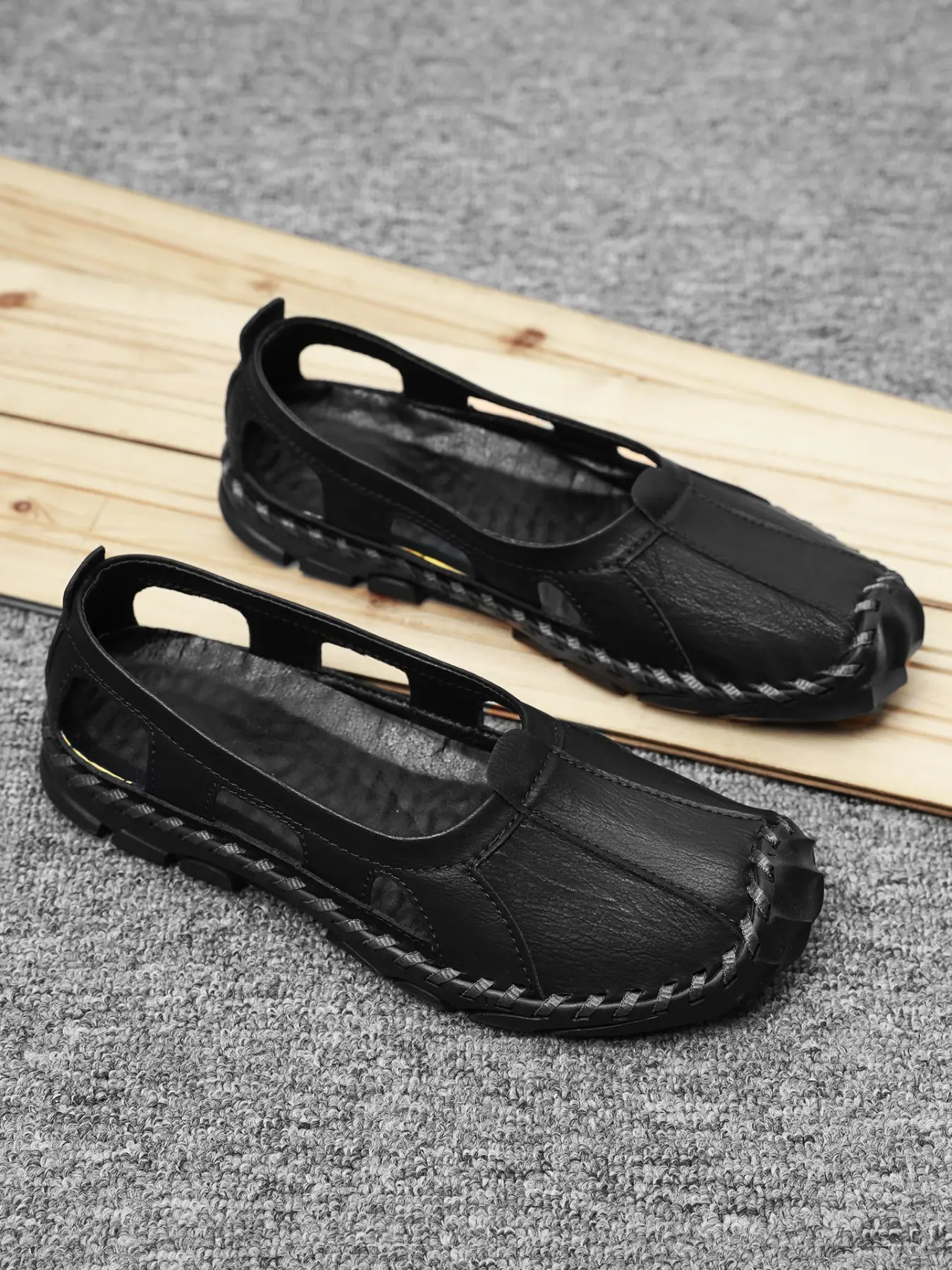 Men's Hand-Stitched Sandals, Walking Shoes, Genuine Leather Toe Cover, Breathable Anti-Slip Rubber Durable, High-Quality Choice for Men