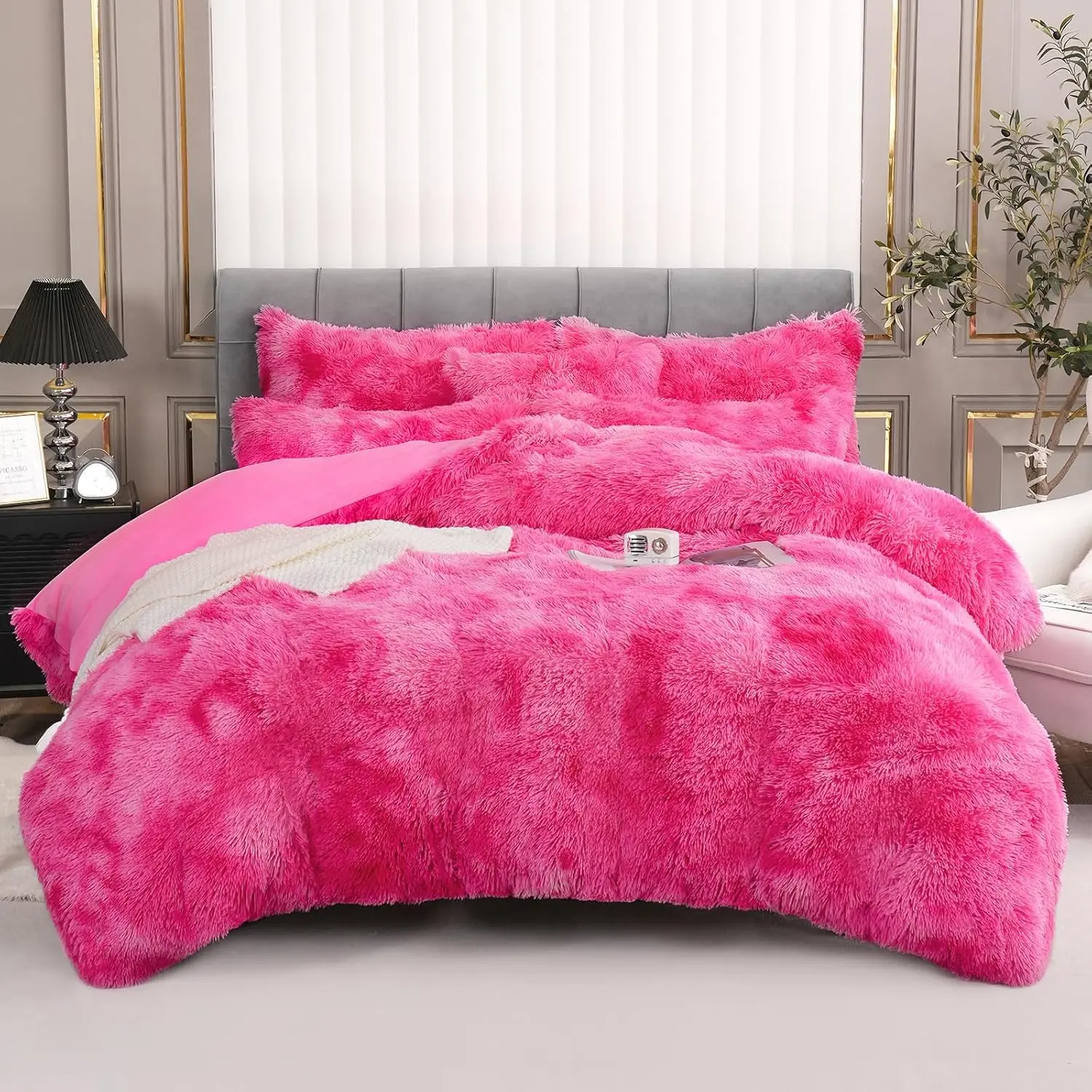 Plush  Duvet Cover Set  Size, Luxury Soft  Fuzzy Comforter Cover Bed Sets 4 count(1 Faux  Duvet Cover + 2 Pillow Cases + 1 Pillow Cover) Zipper Closure (,  Ombre)