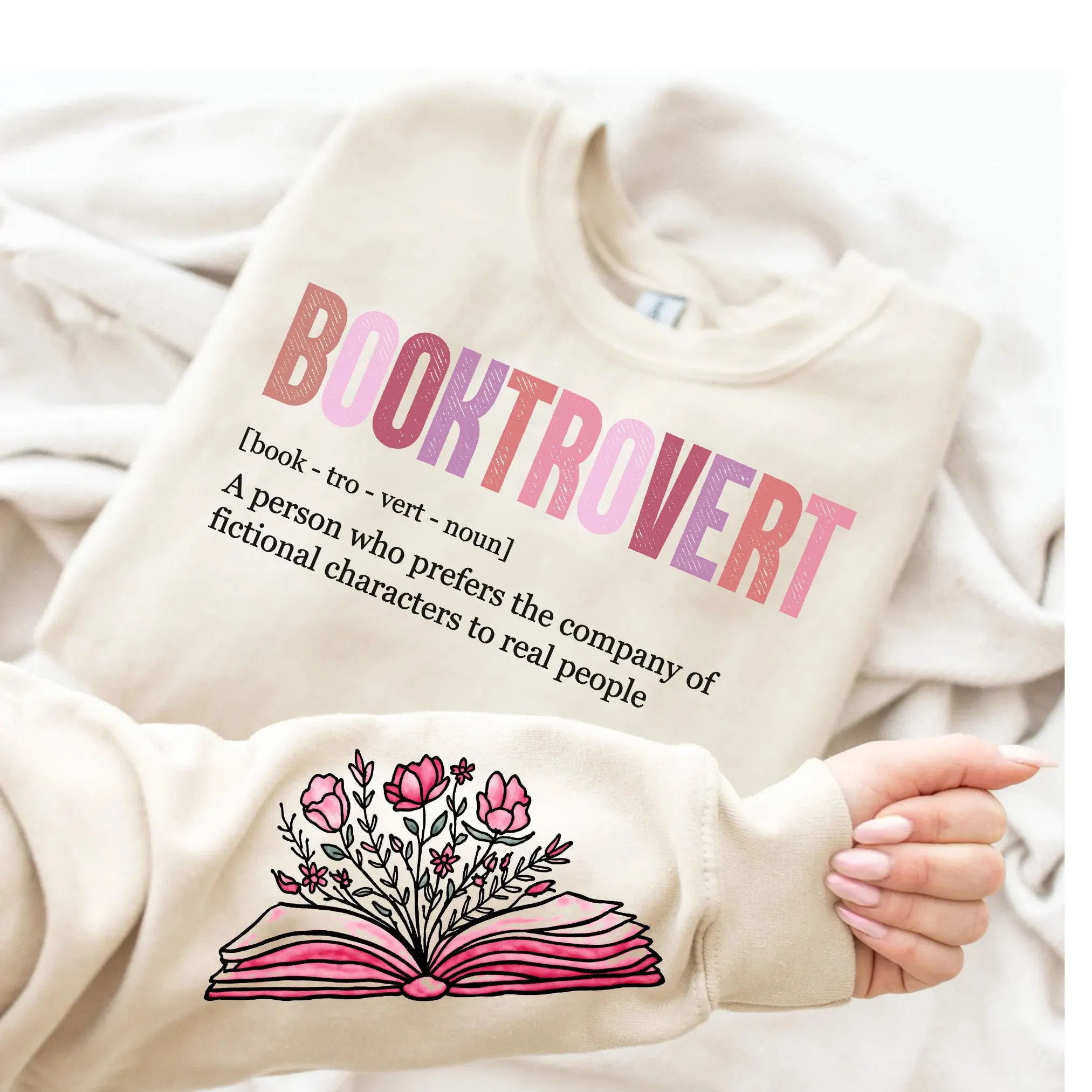 Booktrovert Definition Funny Book Lover Sweatshirt, Retro Books Hoodie, Positive Quotes Shirt, Book Lover Gift, Reading Womenswear Soft Crewneck Pullover Long Sleeves Graphic Fabric Sweater