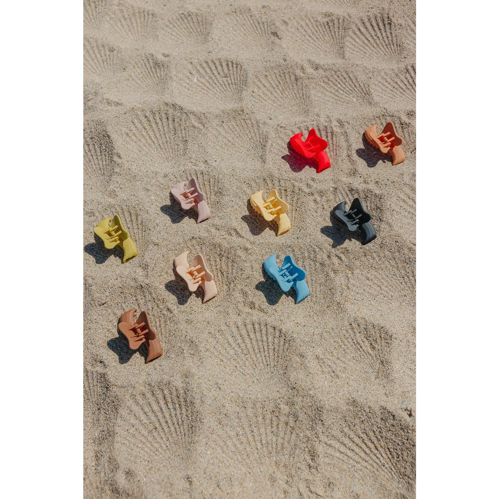 KAXI WAVY MINI HOLD EVERYTHING CLAW
