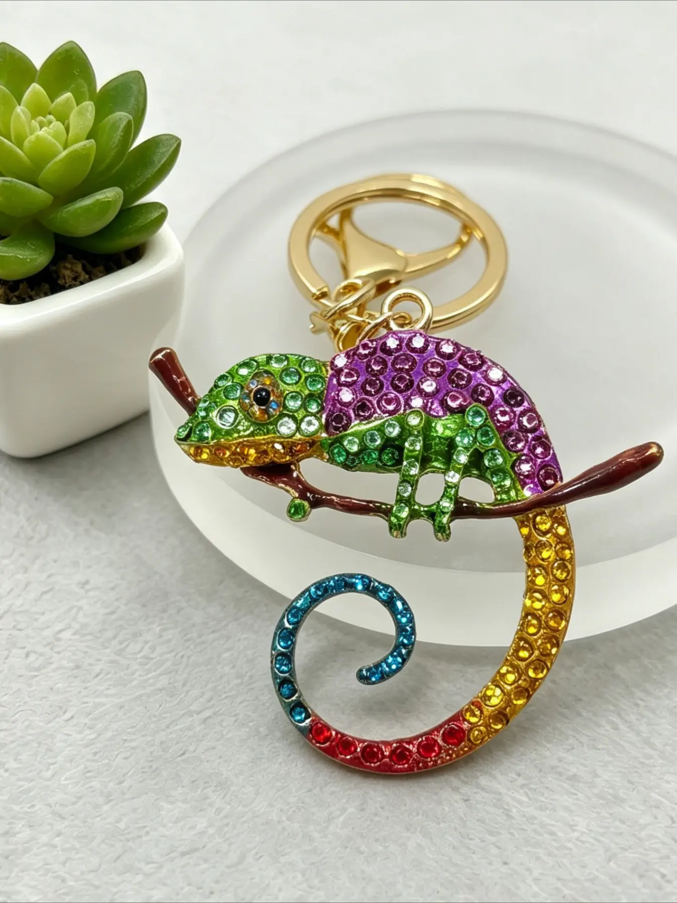 1PC Chameleon Lizard Keychain Rhinestone Colorful Gecko Key Ring Bag Charm Perfect Gift for Animal Lovers Lizard Shaped Keychain