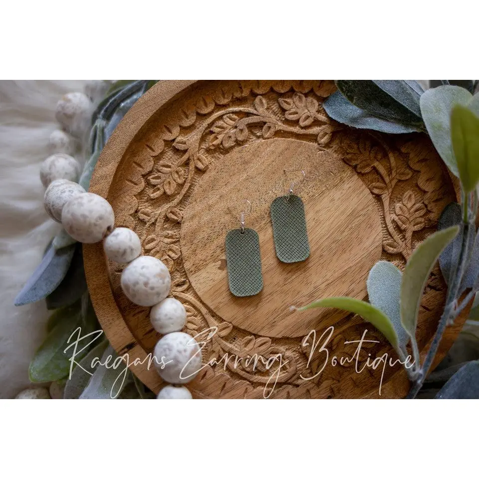 Barrel-Shaped Earrings: Moss Green