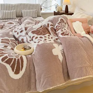 5D Embossed Butterfly Pattern Blanket, Thick Warm Flannel Throw for Home Use, Cozy Nap Blanket for Autumn & Winter Seasons, Flannel Fleece Blanket