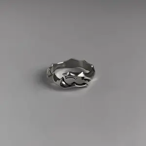 Gunmetal Thorn Ring - Open, Minimalist, Versatile Costume Jewelry for Men and Women, Stylish Index Finger Accessory with Alternative Artistic, Articulated, Geometric Band Designs, Rings For Women, Alternative Artistic Rings