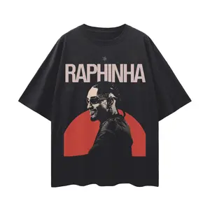 Raphinha oversized