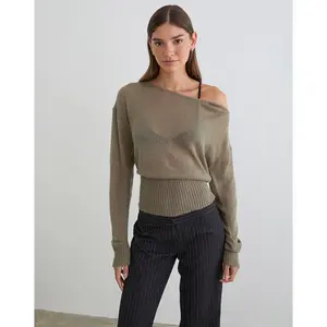 Suena Asymmetric Jumper in Knit Khaki