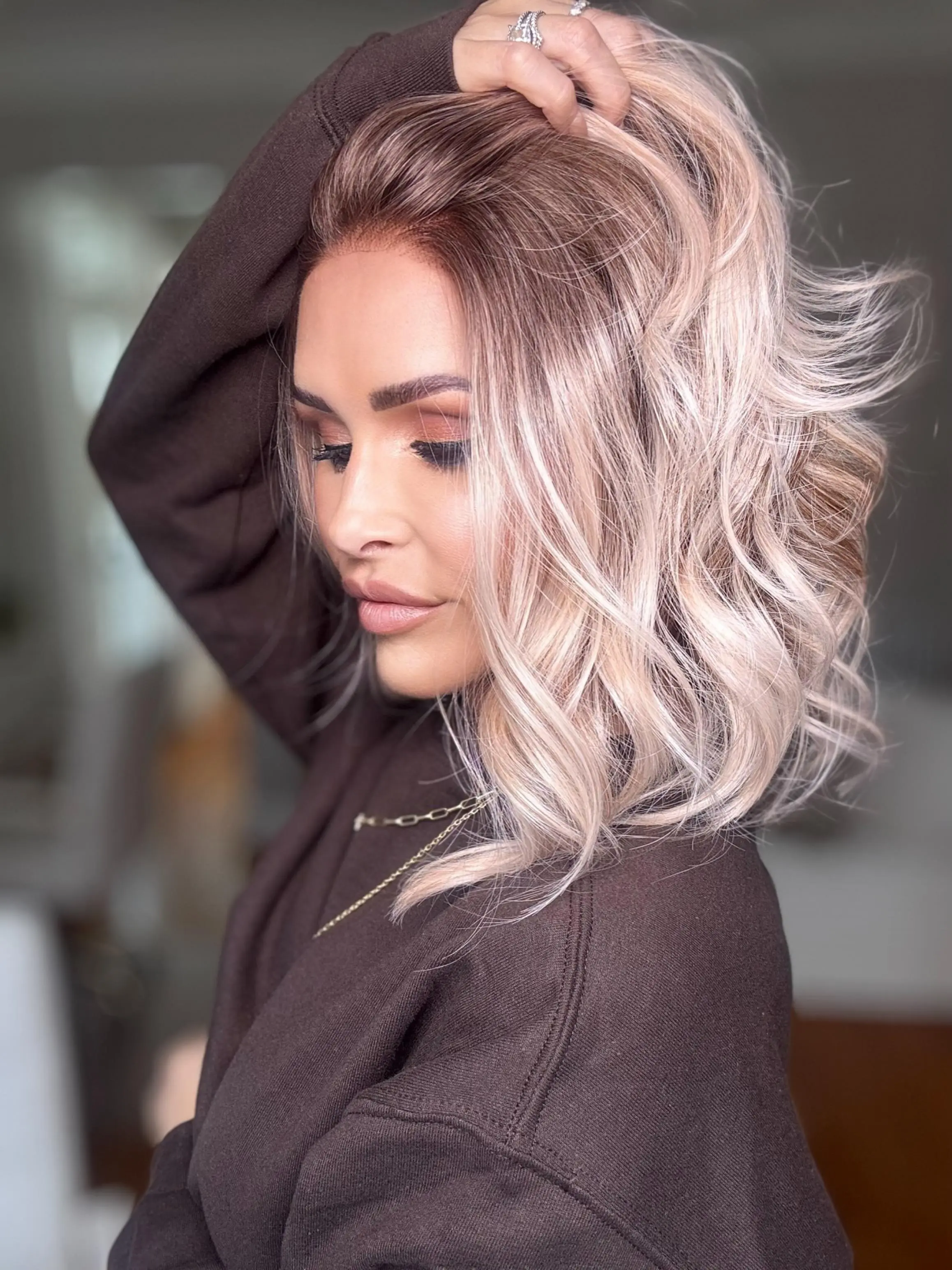 Lovestory Emily Short Bob Synthetic Lace Front Wig for Women 13x4 Heat Resistant Bob Wig Wavy Style Lace Front Wigs for Women
