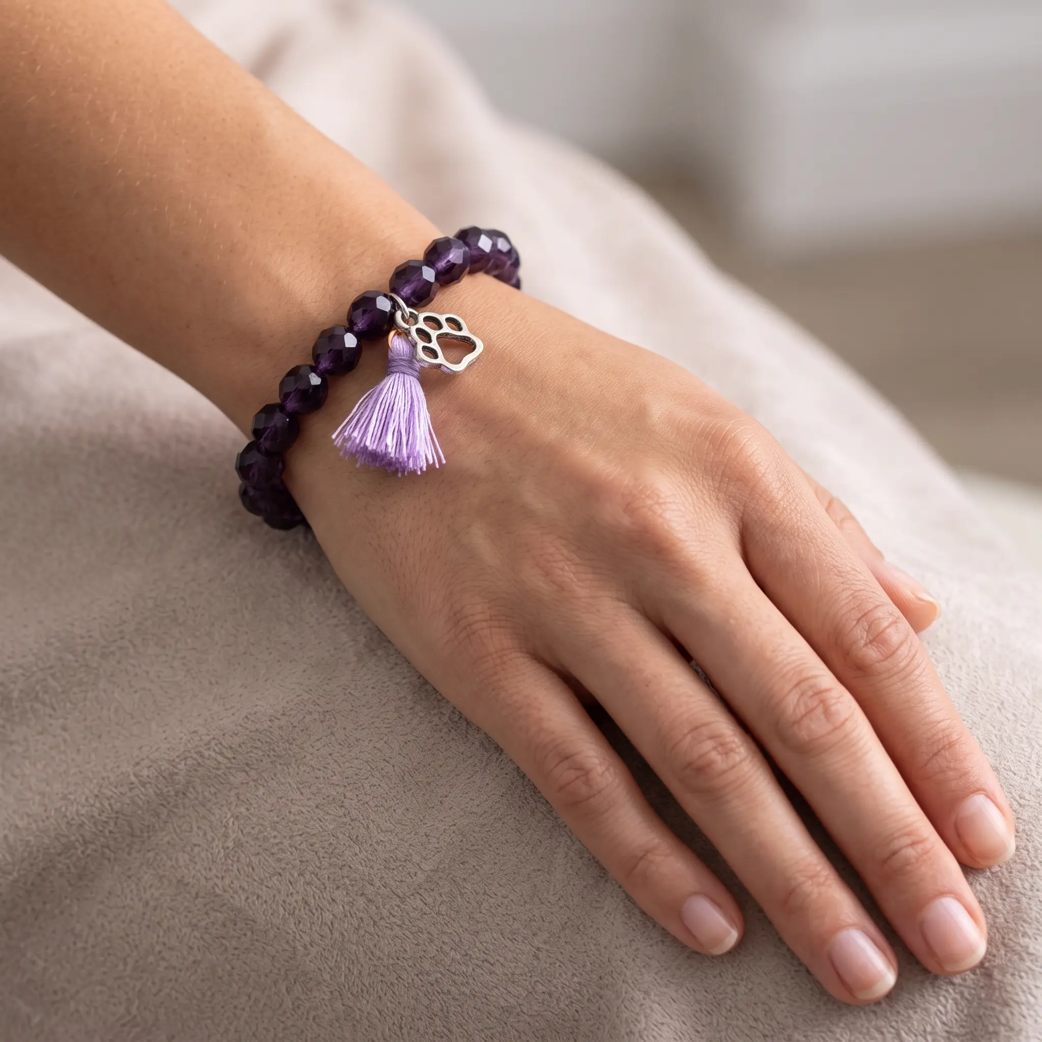 Casual Paw Print Bead Bracelet for Pet Lovers, Handmade Czech Glass Mala with Animal Charm and Purple Silk Tassel, Bead Animal Bracelets & Bangles, Beads
