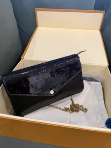 Pre-owned Louis Vuitton Patent Leather Crossbody Bags Amarante Patent Vernis Felicie Pochette Bag with Both Inserts