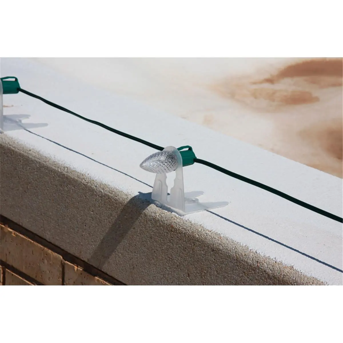212 MAIN Commercial Christmas Light Clip Adapter - UV-Stabilized Small White PVC Outdoor LED Lighting Accessory, Attached with Screws or Adhesive, for Flat Roof Holiday Lighting & Festive Decor