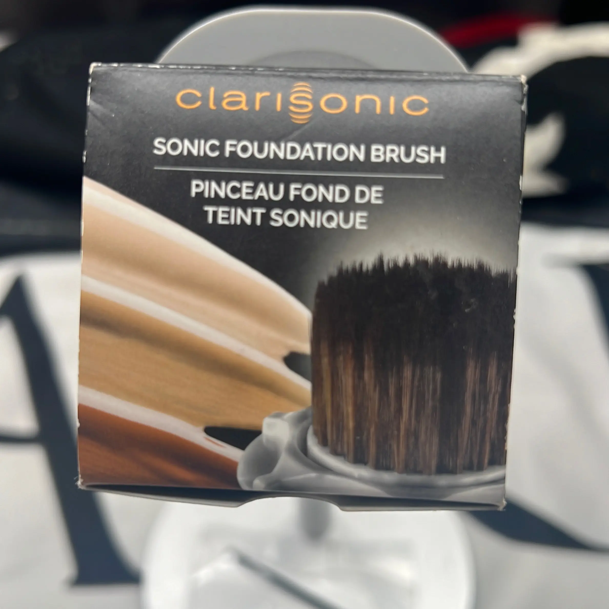 Clear sonic foundation, brush