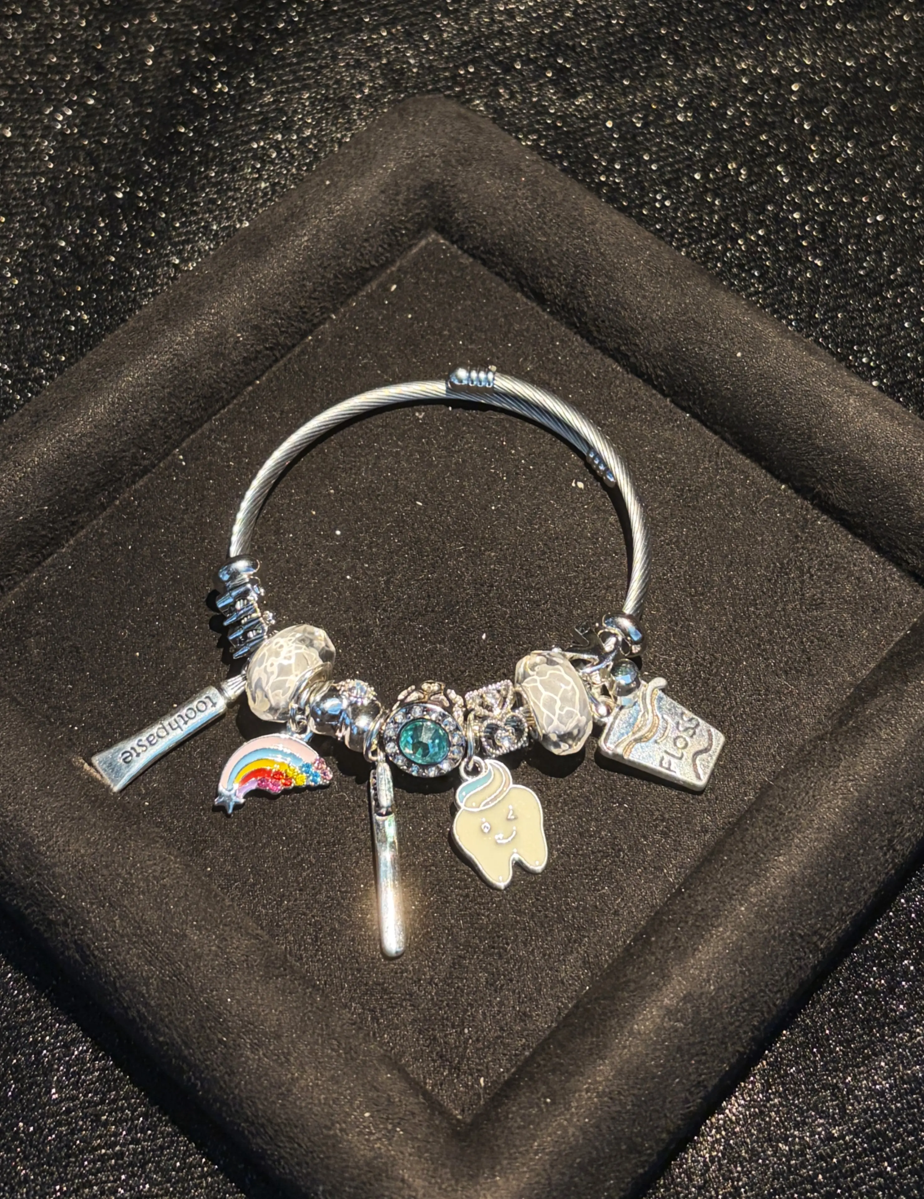 Dentist Themed Charm Bangle Bracelet, Hypoallergenic Alloy Bangle with Cute Tooth, Dental Floss & Rainbow Charms, Fashion Jewelry Gift for Women Girls