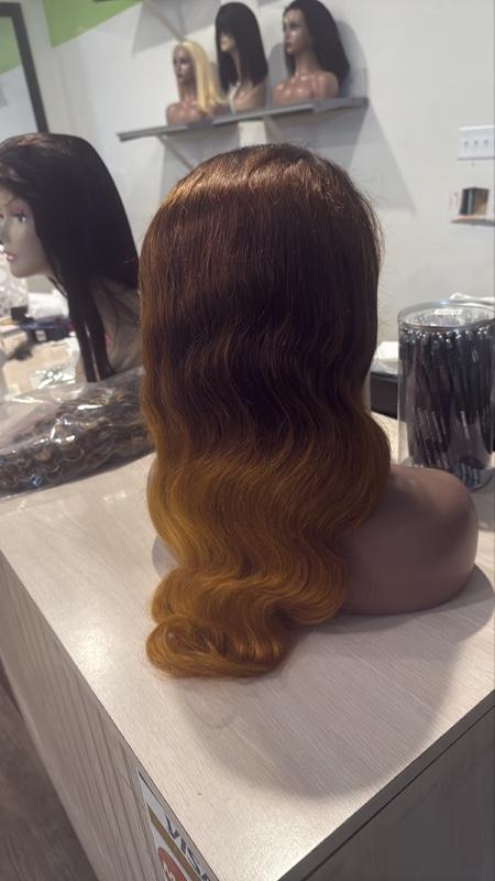 Gluelesse wig  20 Inches 210%