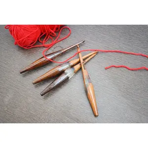 Wooden and Resin Crochet Hook. That Product is Unique Pattern for Easy Grip. Size 4.5mm 5mm 5.5mm 6mm 6.5mm